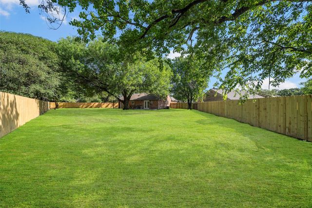 12011 Roan Drive, Houston, TX 77065