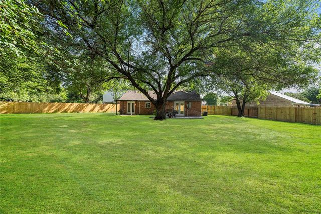 12011 Roan Drive, Houston, TX 77065