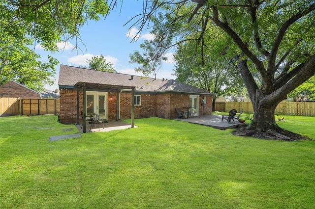 12011 Roan Drive, Houston, TX 77065