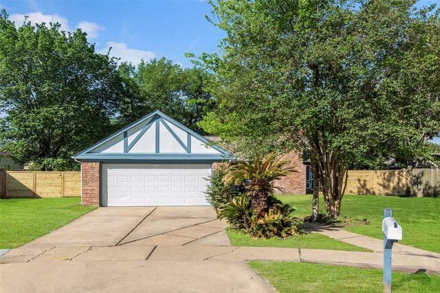 12011 Roan Drive, Houston, TX 77065