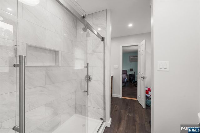 70 Lennon, Clifton, NJ 07013