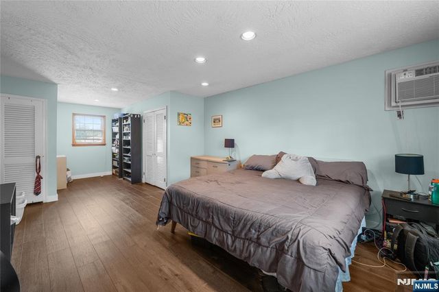 70 Lennon, Clifton, NJ 07013