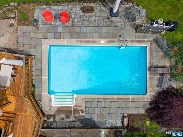 70 Lennon, Clifton, NJ 07013