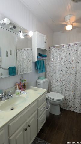 4029 County Road 117, Floresville, TX 78114