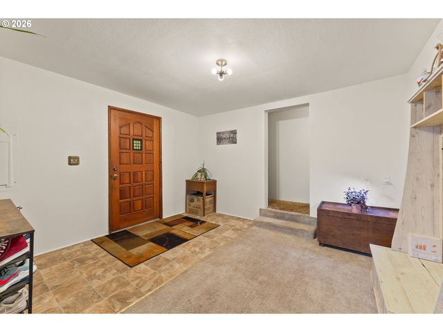 162 KRUSE St, Sutherlin, OR 97479