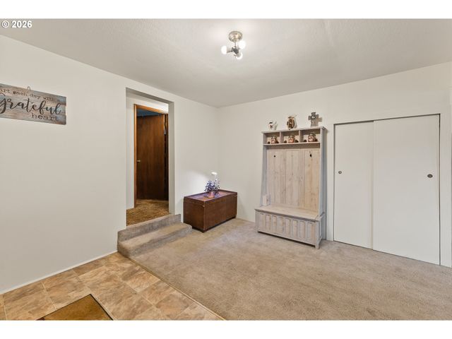 162 KRUSE St, Sutherlin, OR 97479