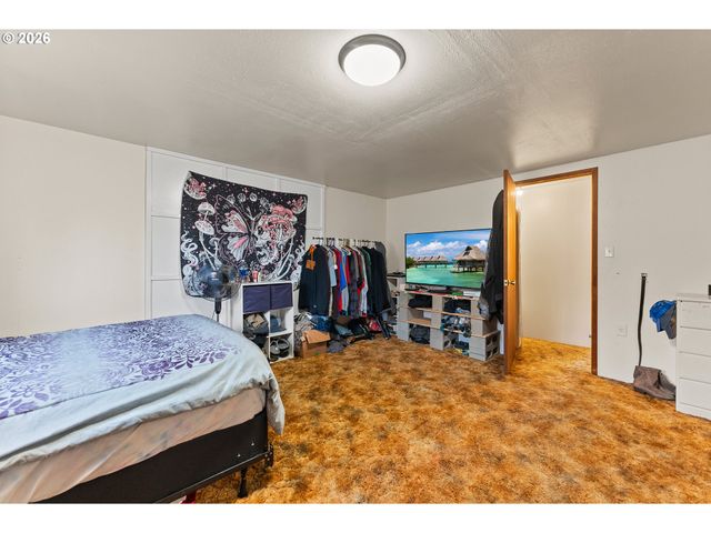 162 KRUSE St, Sutherlin, OR 97479