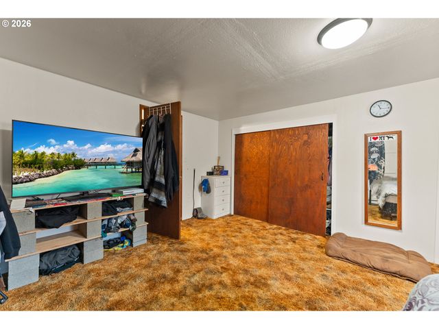 162 KRUSE St, Sutherlin, OR 97479