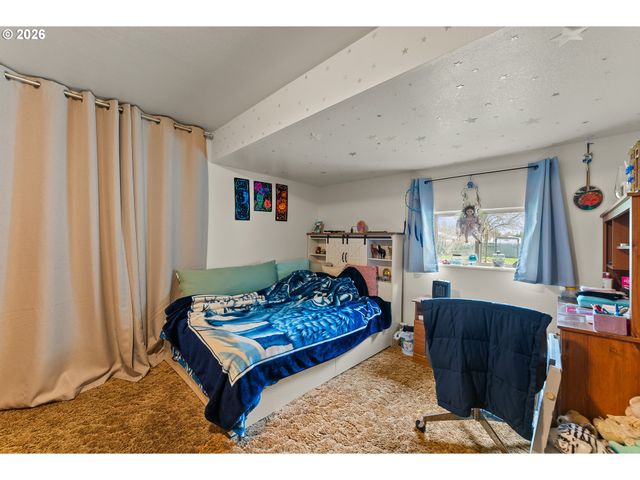 162 KRUSE St, Sutherlin, OR 97479