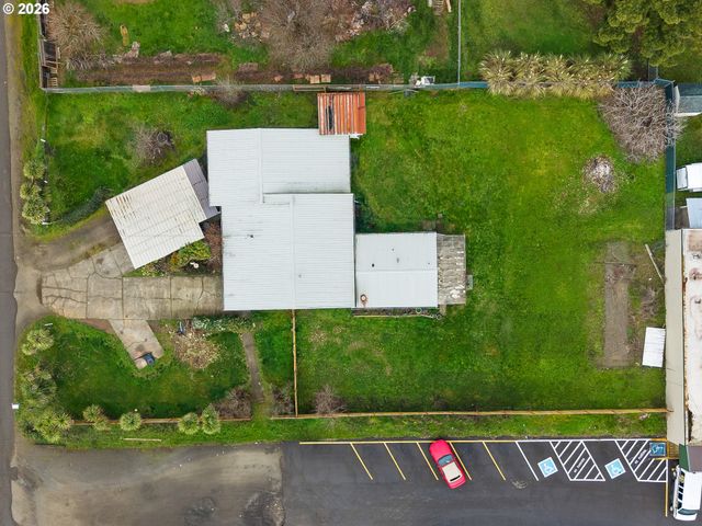 162 KRUSE St, Sutherlin, OR 97479