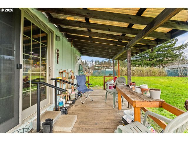 162 KRUSE St, Sutherlin, OR 97479