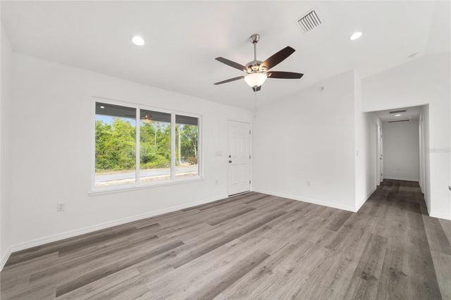13078 NE 7TH LOOP, Silver Springs, FL 34488