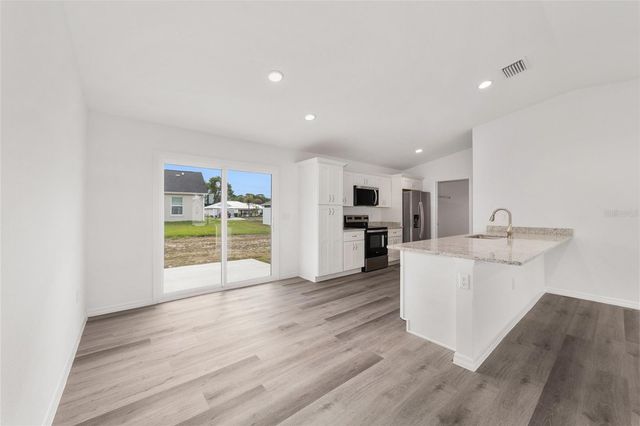 13078 NE 7TH LOOP, Silver Springs, FL 34488