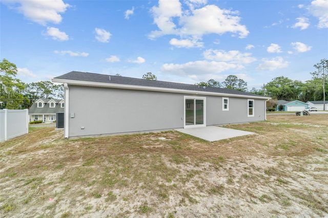 13078 NE 7TH LOOP, Silver Springs, FL 34488