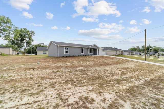 13078 NE 7TH LOOP, Silver Springs, FL 34488