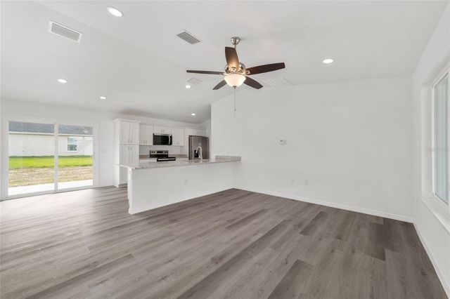 13078 NE 7TH LOOP, Silver Springs, FL 34488