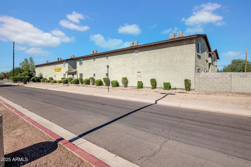 2234 W HAZELWOOD Street, Phoenix, AZ 85015 — photo 5