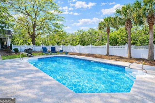 113 Serenoa Drive, Brunswick, GA 31523