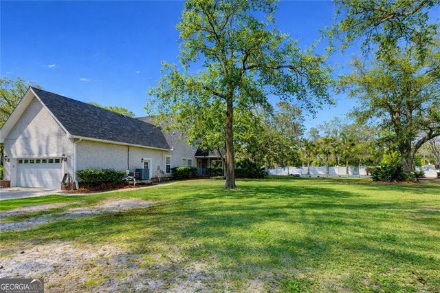 113 Serenoa Drive, Brunswick, GA 31523