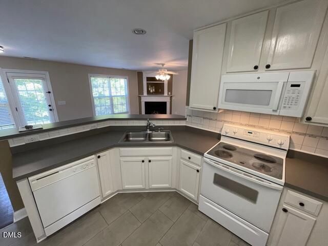 433 Holly Thorn Trace, Holly Springs, NC 27540