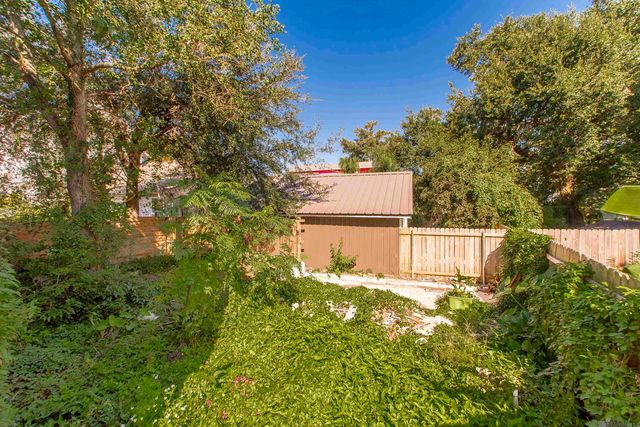 2761 Orchid St, New Orleans, LA 70119