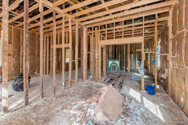 2761 Orchid St, New Orleans, LA 70119