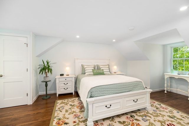 43 Woodward Ave, Gloucester, MA 01930