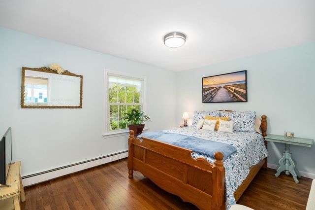 43 Woodward Ave, Gloucester, MA 01930