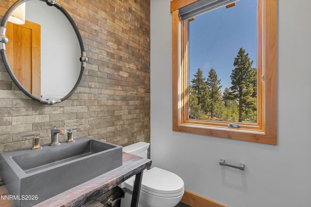256 Forest Hill Way, Gardnerville, NV 89460