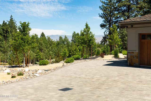 256 Forest Hill Way, Gardnerville, NV 89460