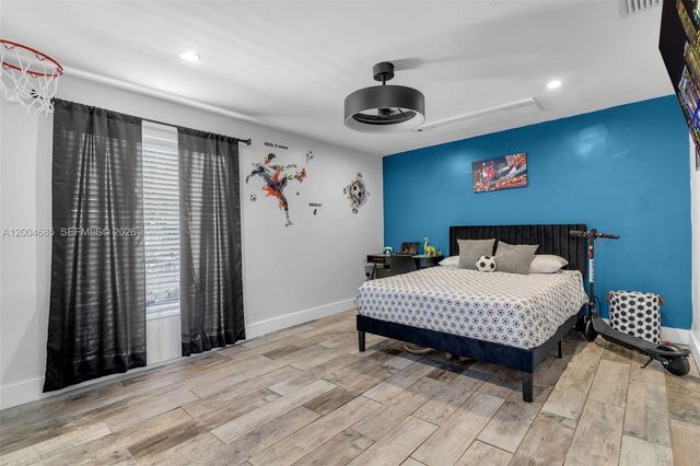 13741 SW 72nd Ter, Miami, FL 33183