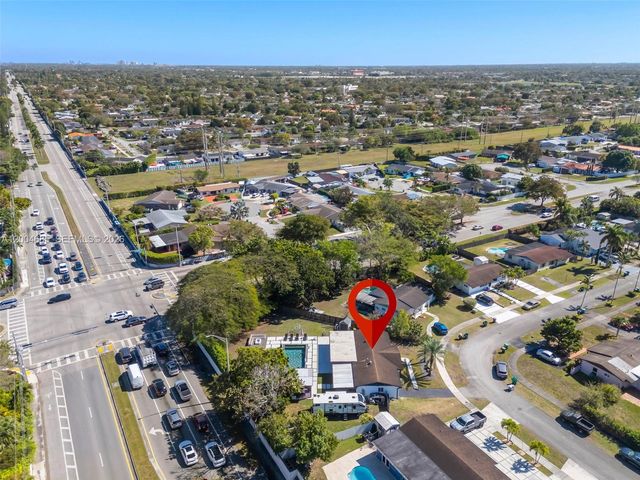 13741 SW 72nd Ter, Miami, FL 33183