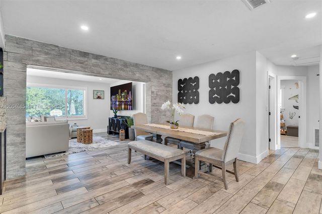 13741 SW 72nd Ter, Miami, FL 33183