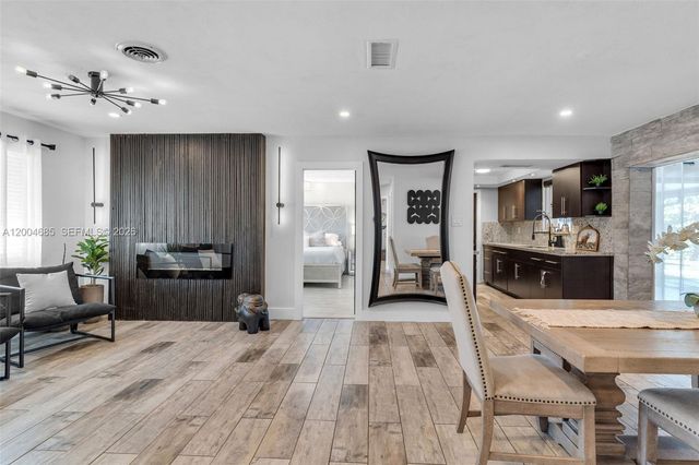 13741 SW 72nd Ter, Miami, FL 33183