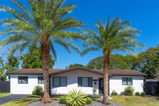 13741 SW 72nd Ter, Miami, FL 33183