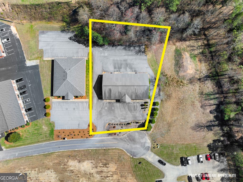 135 Midway Crossing, Cornelia, GA 30531 — photo 3