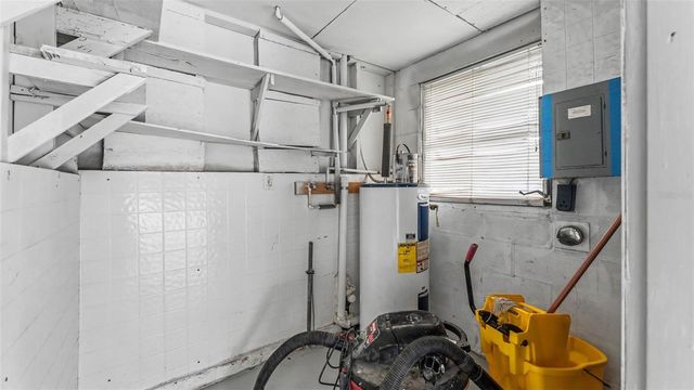 618 W WILLIAMS STREET, Lakeland, FL 33805