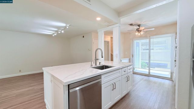 1065 San Ramon Valley Blvd, Danville, CA 94526