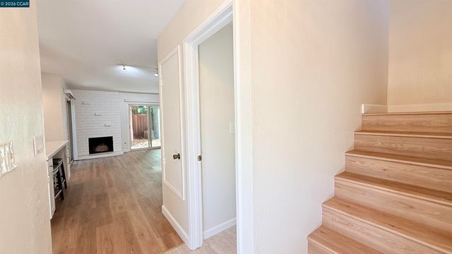 1065 San Ramon Valley Blvd, Danville, CA 94526
