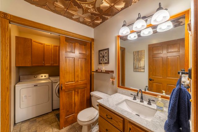 552 N 250 W, Valparaiso, IN 46385