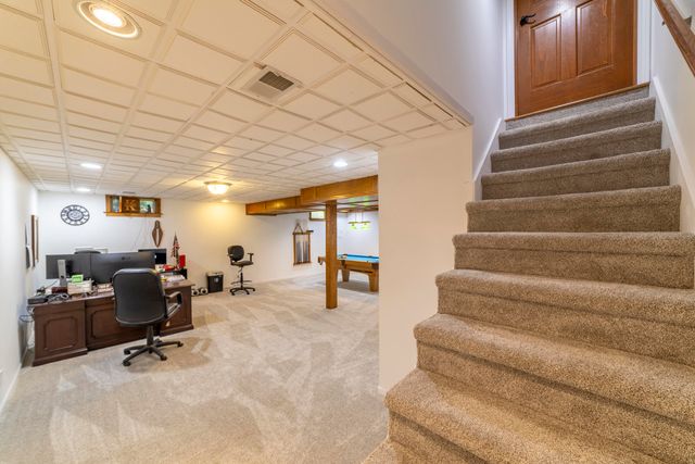 552 N 250 W, Valparaiso, IN 46385