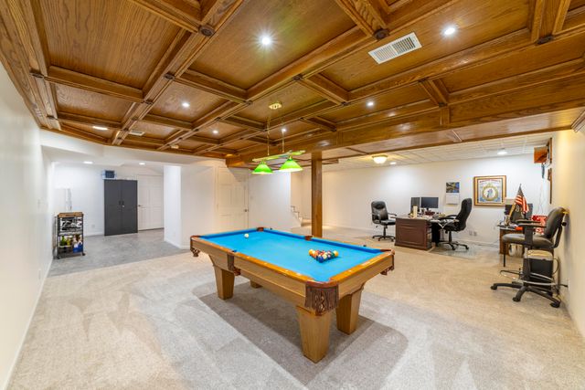 552 N 250 W, Valparaiso, IN 46385