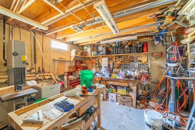 552 N 250 W, Valparaiso, IN 46385