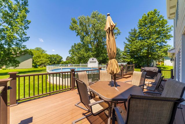 552 N 250 W, Valparaiso, IN 46385