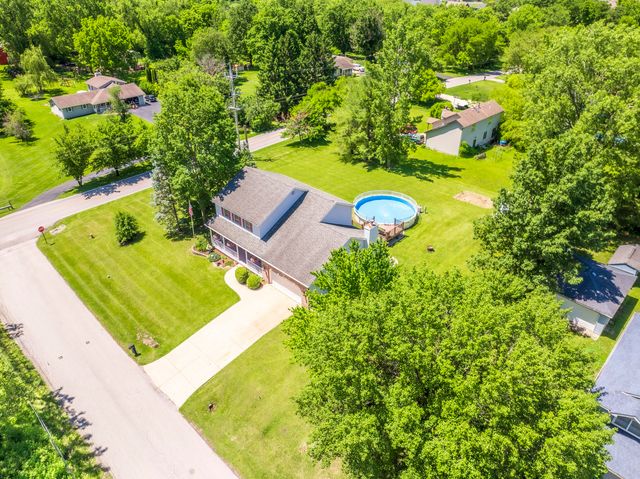 552 N 250 W, Valparaiso, IN 46385