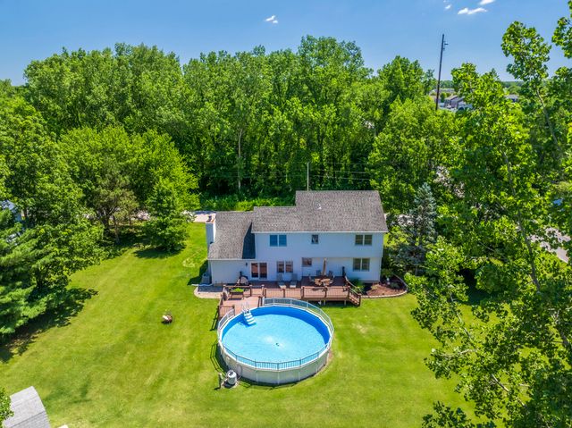 552 N 250 W, Valparaiso, IN 46385