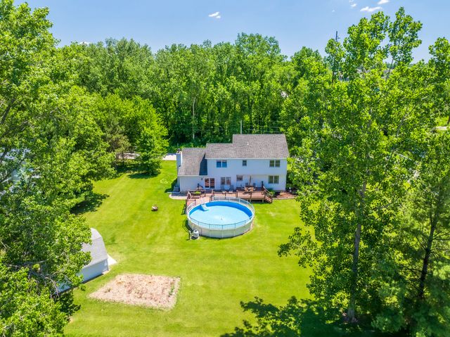 552 N 250 W, Valparaiso, IN 46385