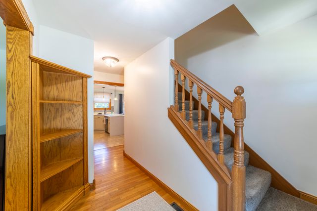 552 N 250 W, Valparaiso, IN 46385