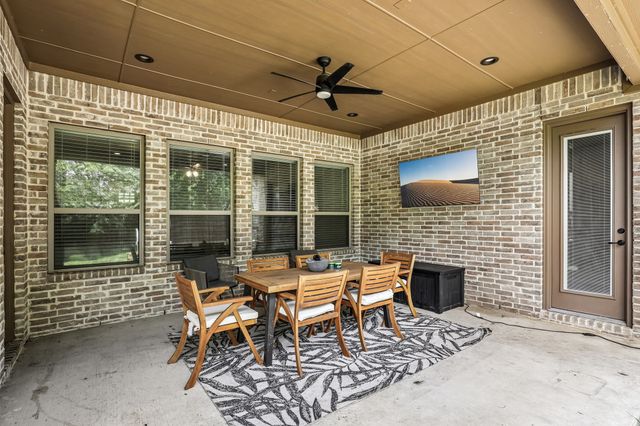 515 W Laureland Road, Dallas, TX 75232