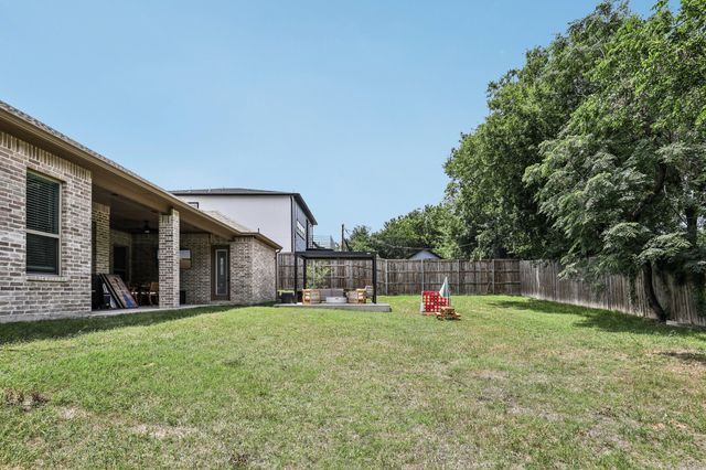 515 W Laureland Road, Dallas, TX 75232
